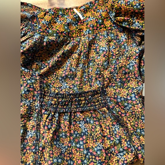 Free People Floral Puff Sleeve Too| Size XS - Picture 9 of 10
